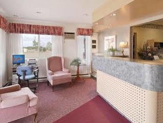 Hotel Ramada Limited Dawson Creek Exterior foto